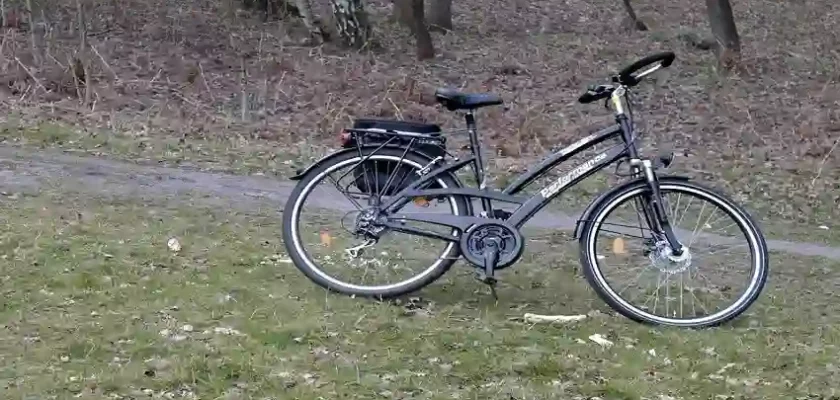 Are Touring Bikes Good For Commuting.jpg