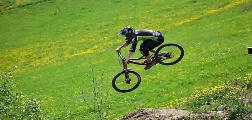 Are Touring Bikes Good For Hills.jpg
