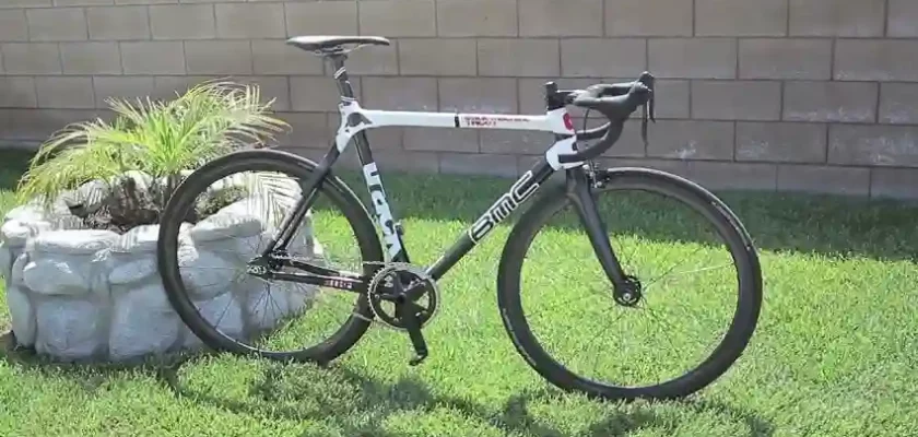 Do Track Bikes Have Brakes.jpg