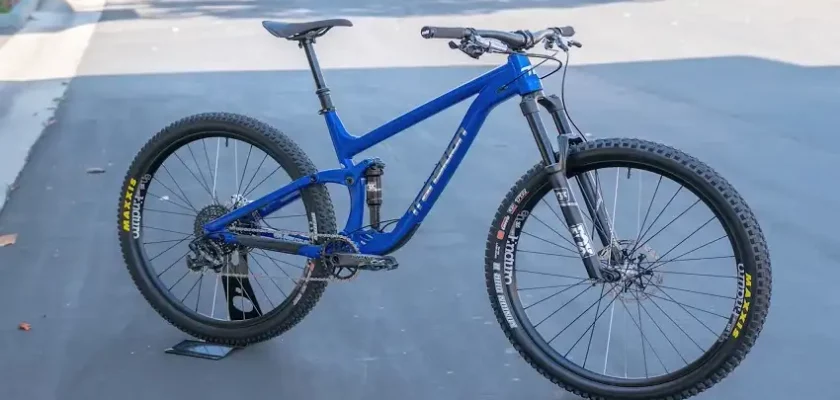 Are All Bike Forks Universal.jpg