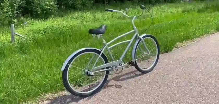 Do Cruiser Bikes Have Brakes.jpg