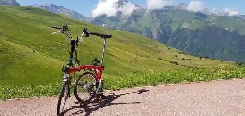 Can Folding Bikes Go Uphill.jpg