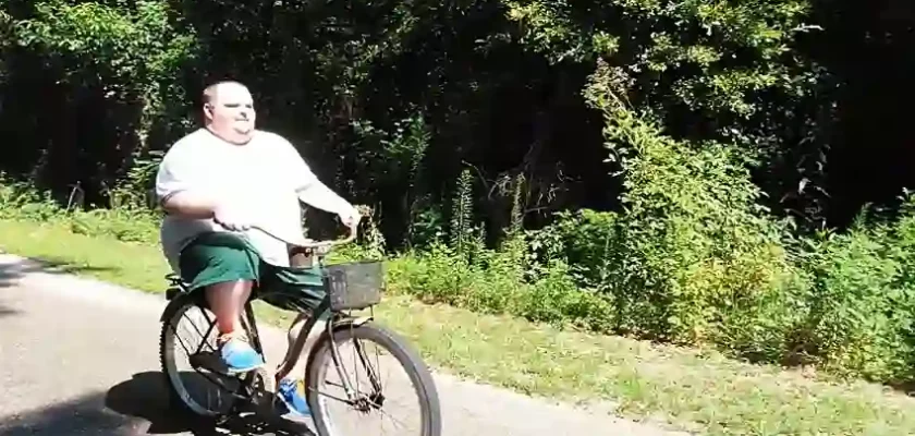 Bike And Bike Seat For Heavyweight Or Fatty Persons.jpg