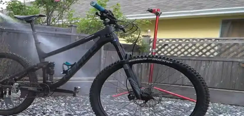 How Do You Wash Your Bike In The Winter.jpg