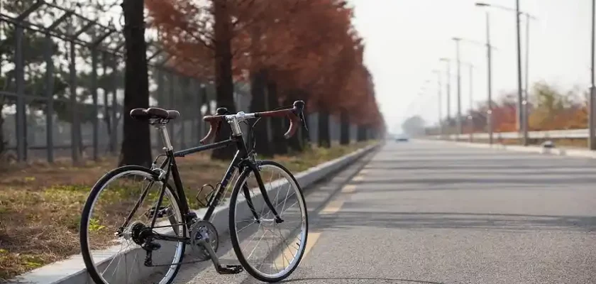 How To Store Your Road Bike In Winter Season.jpg