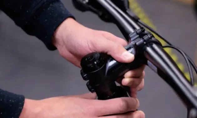 How To Tighten Bike Handlebars