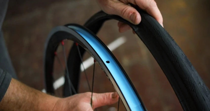 Can You Use Clincher Tires On Tubular Rim