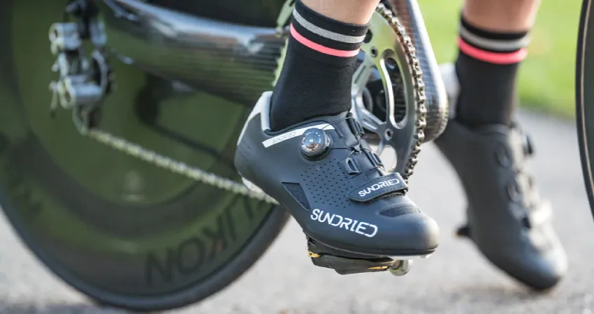 Do Pedals Come With Cleats