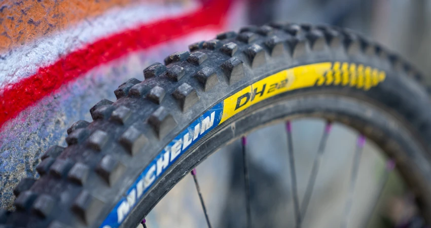 How To Fold A Mountain Bike Tire