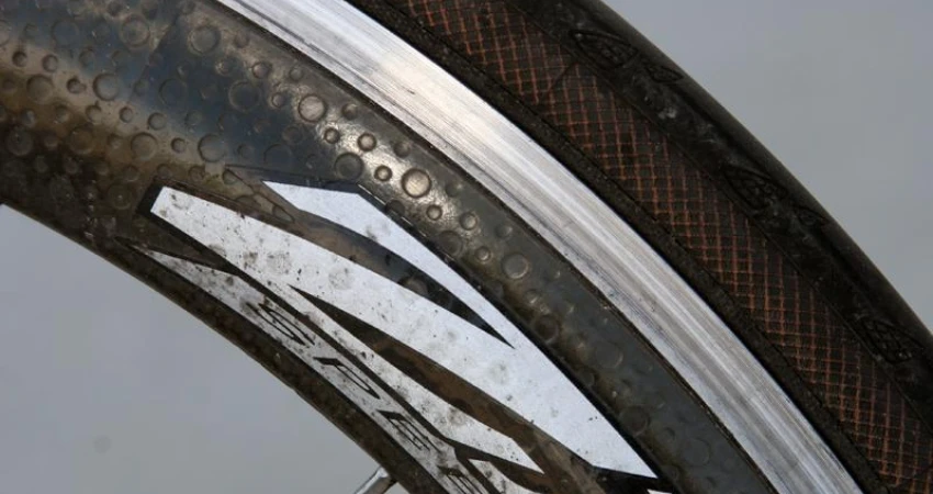 Can You Use Carbon Brake Pads on Aluminium Rims
